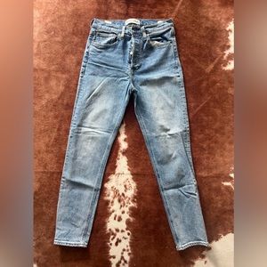 DENIM FORUM high rise slim. Size 28